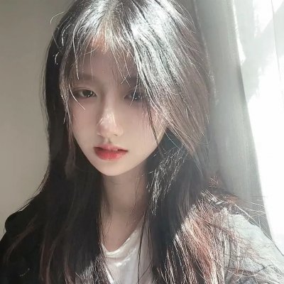 向天真的女生投降 在线观看